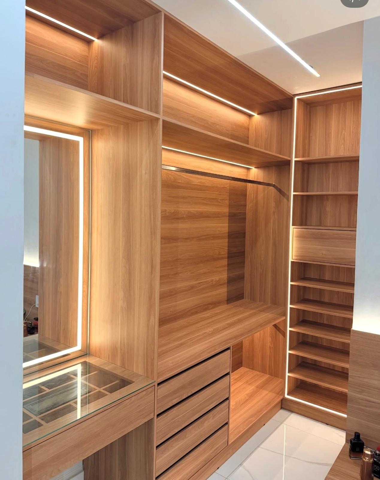 CHERRY OAK
