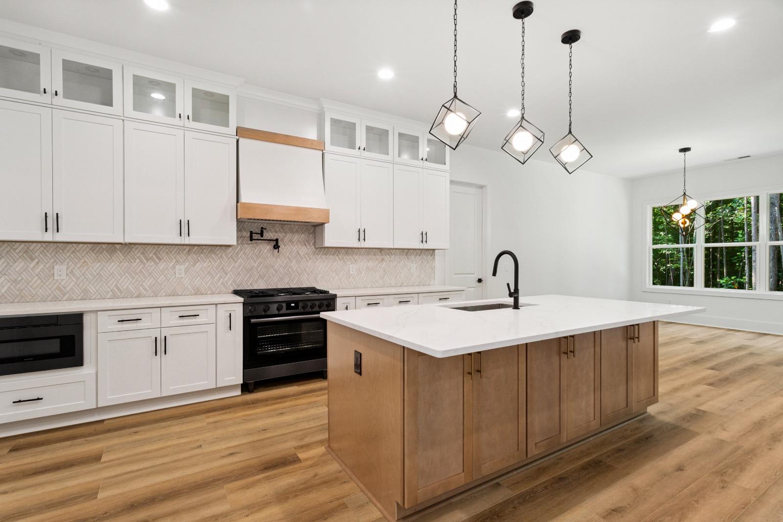 Shaker White with Natural wood island